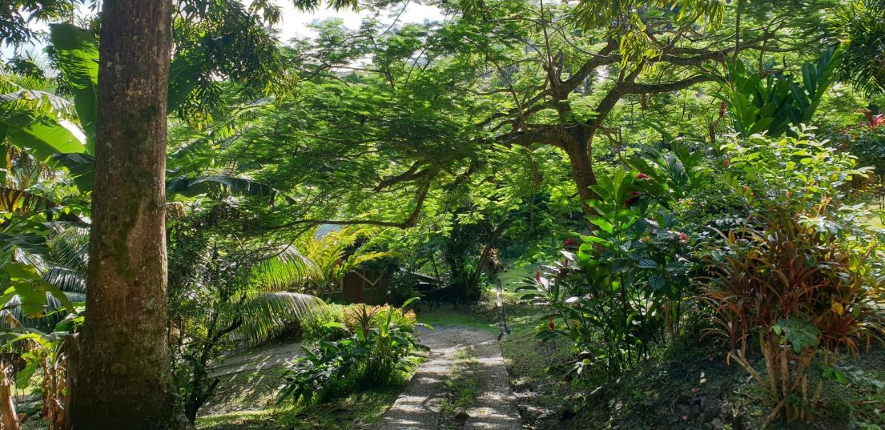 Huahine Manta Lodge Avec 4X4 Optionnel Haapu Екстер'єр фото